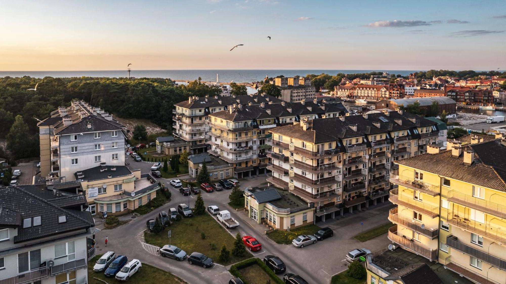 Apartamenty Sun & Snow Na Wydmie W Poblizu Plazy I Molo Ustka Exterior photo